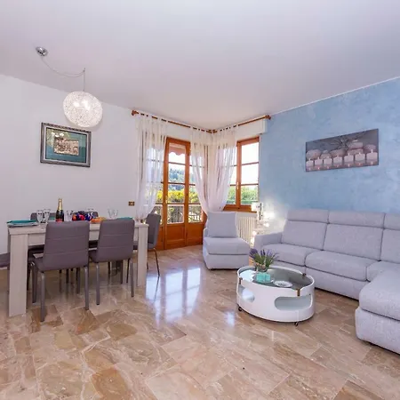 Sant' Agata Apt. 01 Daire