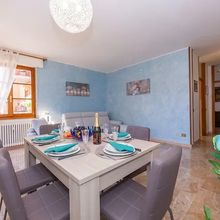Daire Sant' Agata Apt. 01 *